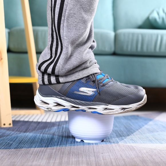 White 6” Plastic Round Drainage Plant Pot Saucer Tray - SET OF 2 - Picture 5 of 9